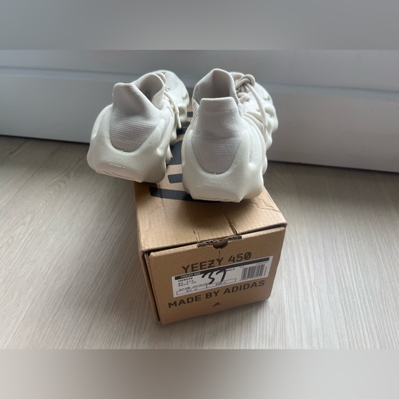 Adidas Yeezy 450 stone flax / tan DEADSTOCK SIZE 4 1/2 UK - Picture 2 of 6